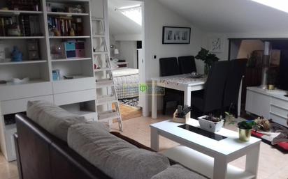 Sala d'estar de Apartament en venda en León Capital 