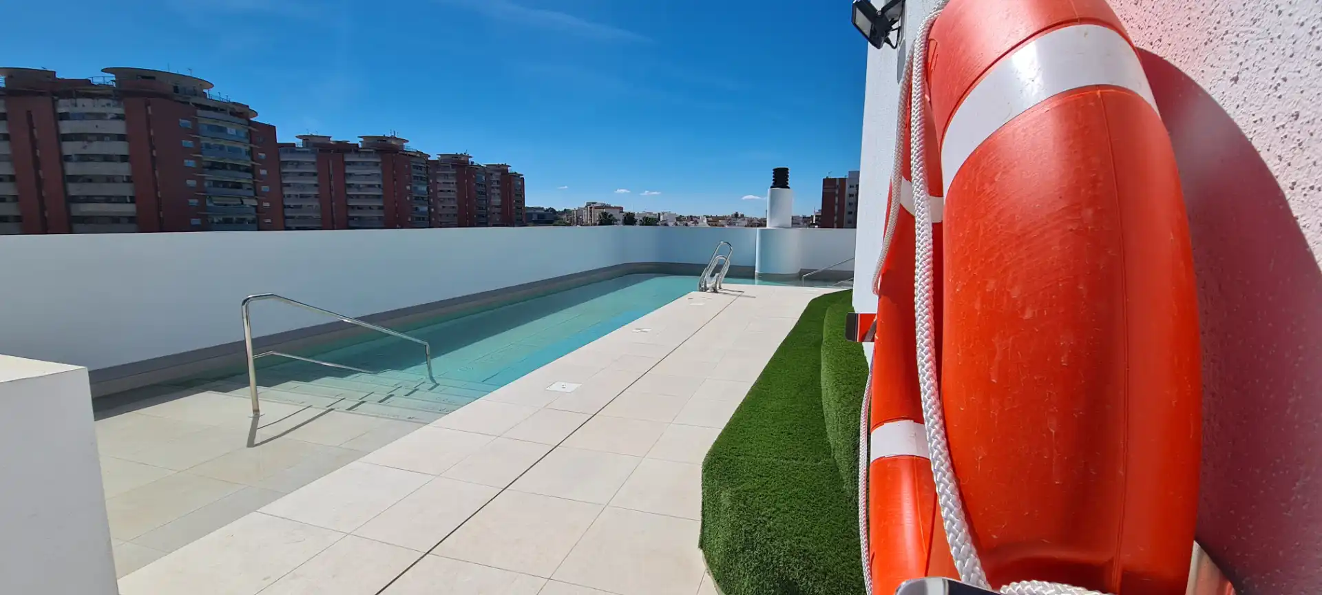 Piscina de Ático en venta en Sevilla con Aire acondicionado, Calefacción y Terraza