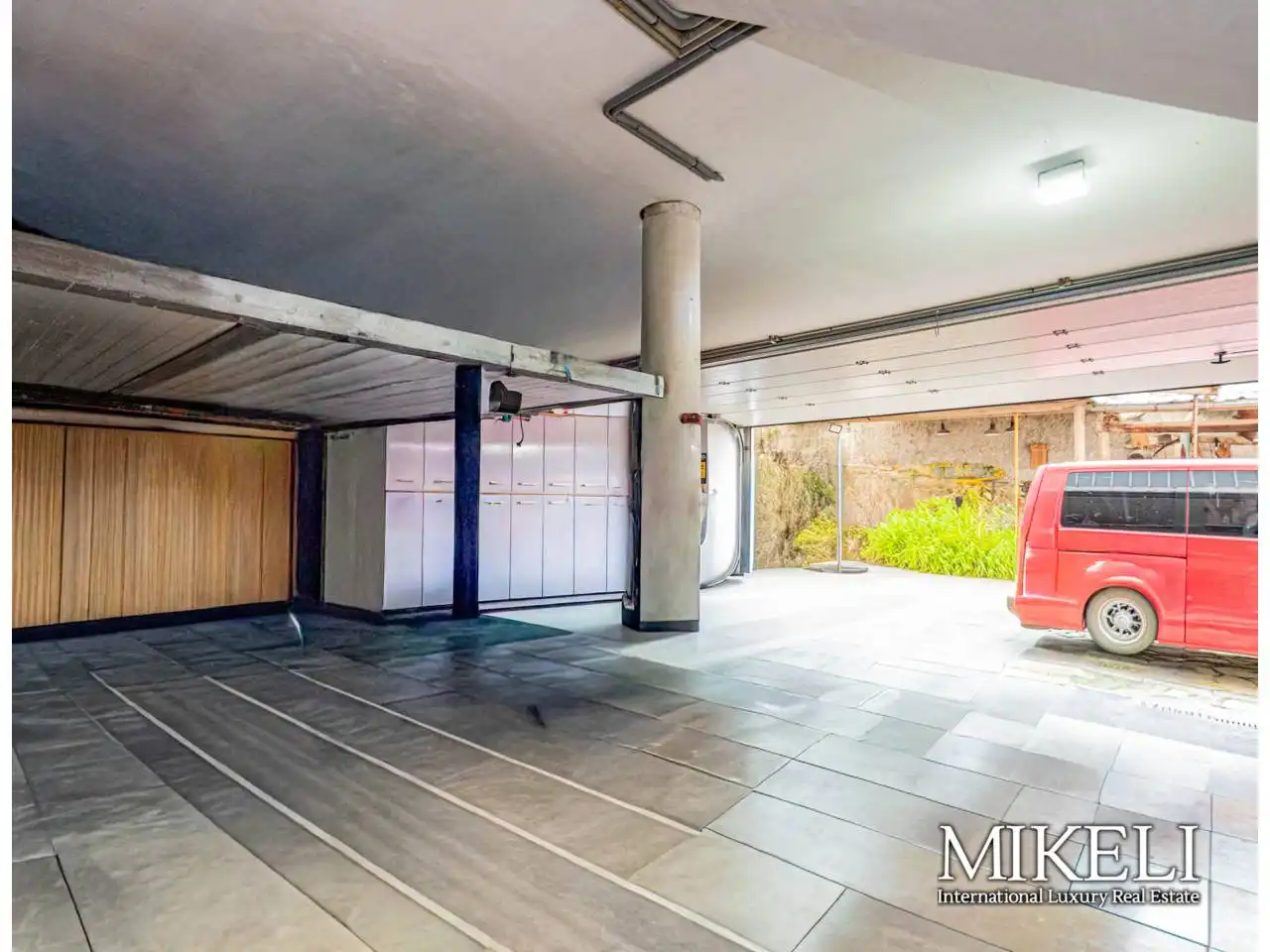 Parking de Casa o chalet en venta en Santander con Calefacción, Jardín privado y Terraza