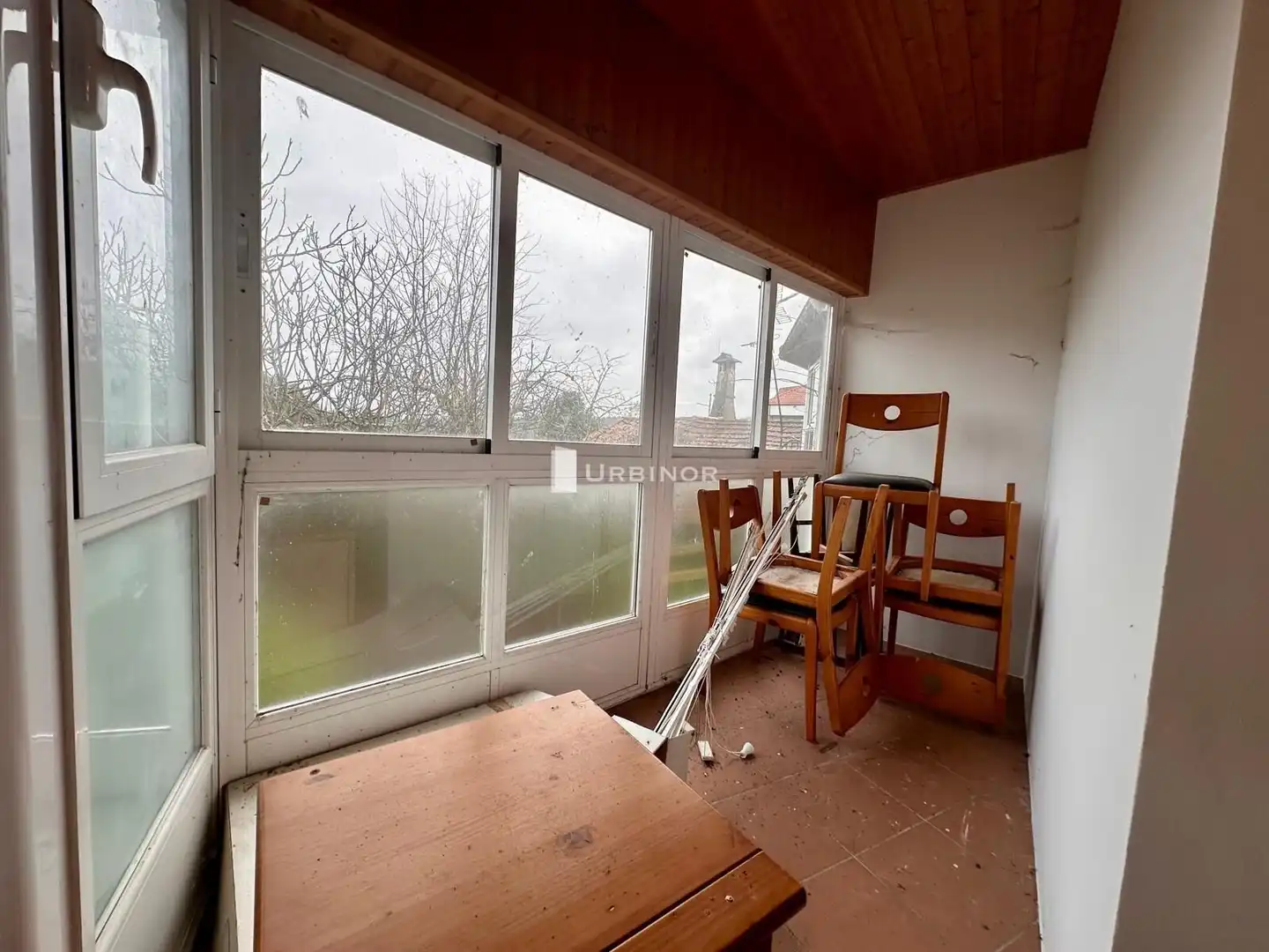 Balcony of Houses for sale in Toén  with Heating and Private garden