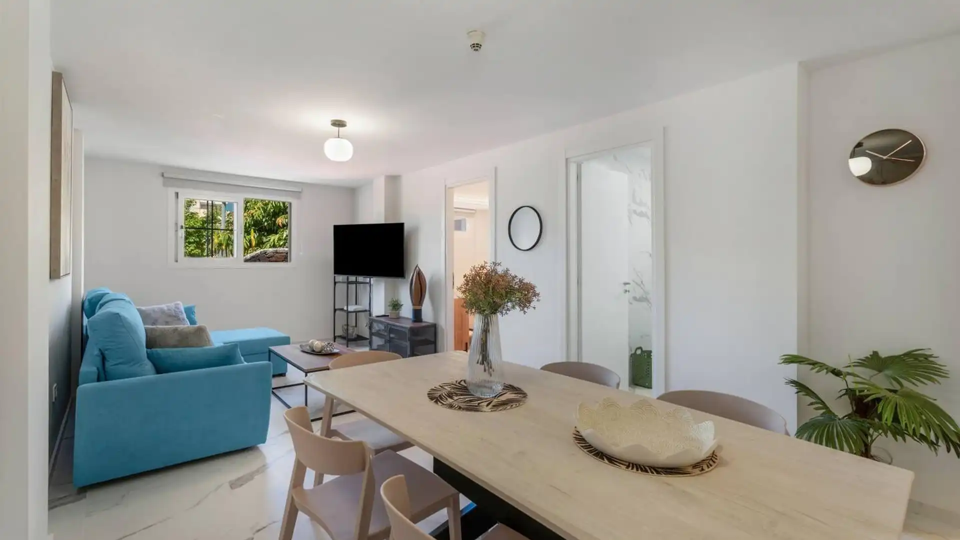 Dining room of Apartments for sale in Arona  with Community pool