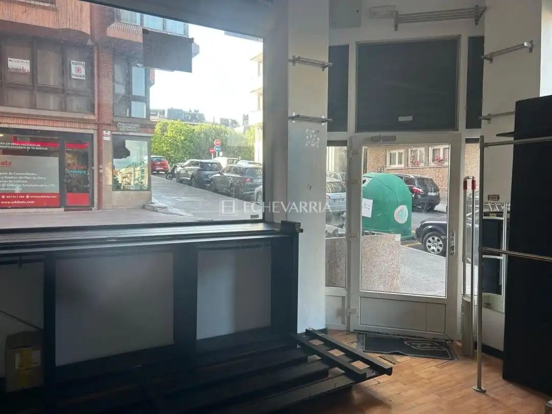 Business premises to rent in Las Arenas, imagen 3