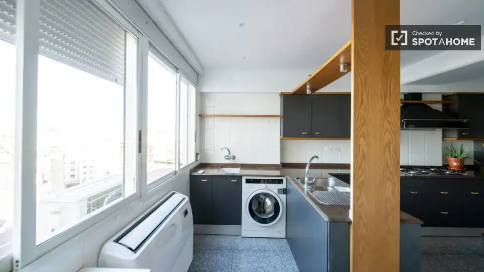 Wohnung mit Terrasse zur Miete in Quatre Carreres, imagen 17