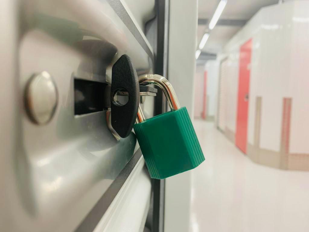 Aparcament de Local de lloguer en Rubí amb Internet i Alarma