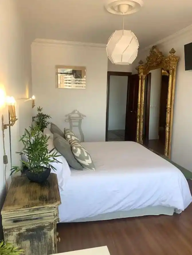Habitación de Apartamento en venta en Torremolinos con Aire acondicionado, Calefacción y Piscina