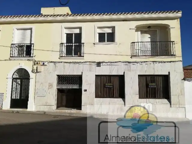 Locale commerciale in vendita a Huércal-Overa