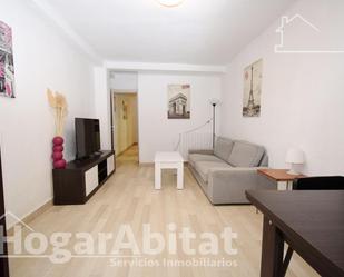 Living room of Flat for sale in  Valencia Capital  with Air Conditioner, Heating and Balcony