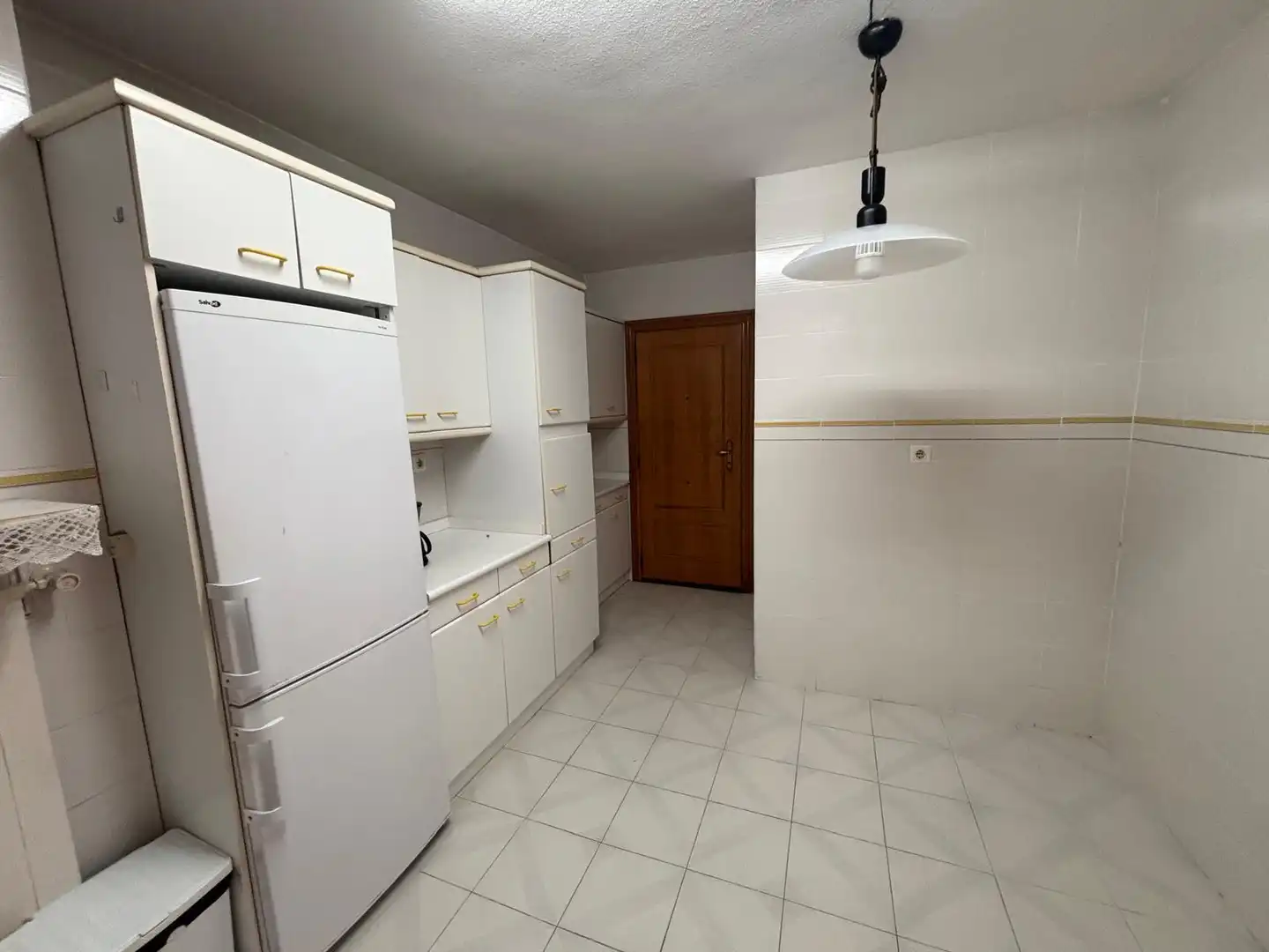 Cocina de Piso en venta en Oviedo  con Calefacción, Parquet y Trastero