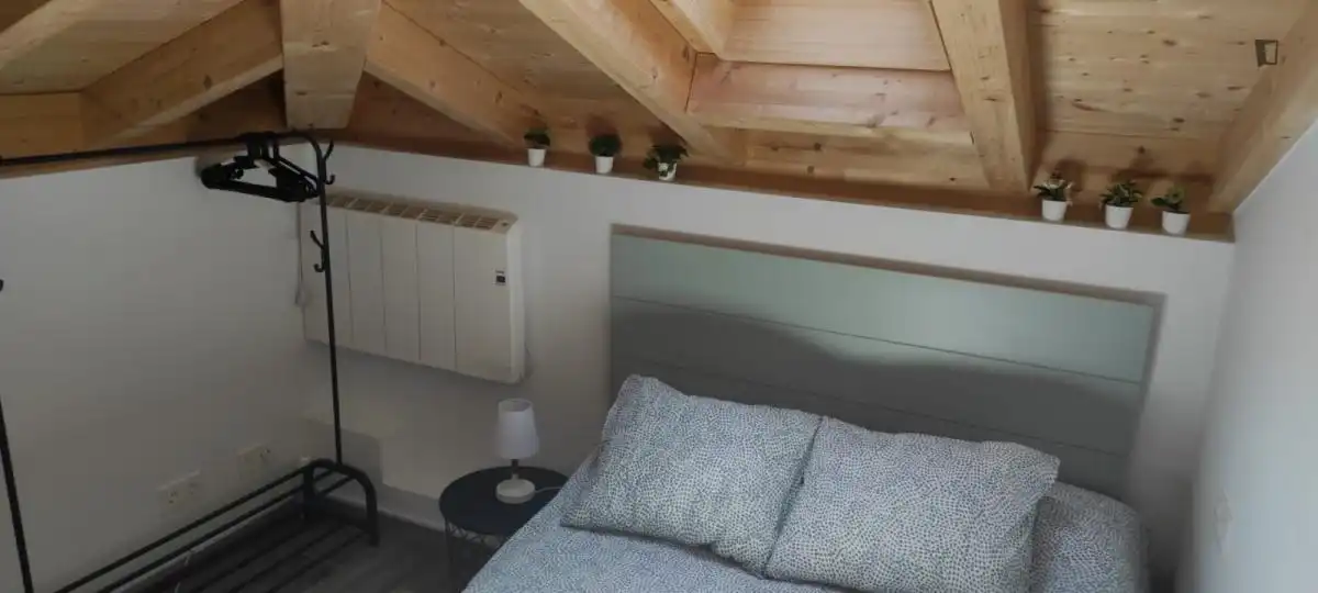 Study for rent in Casco Antiguo