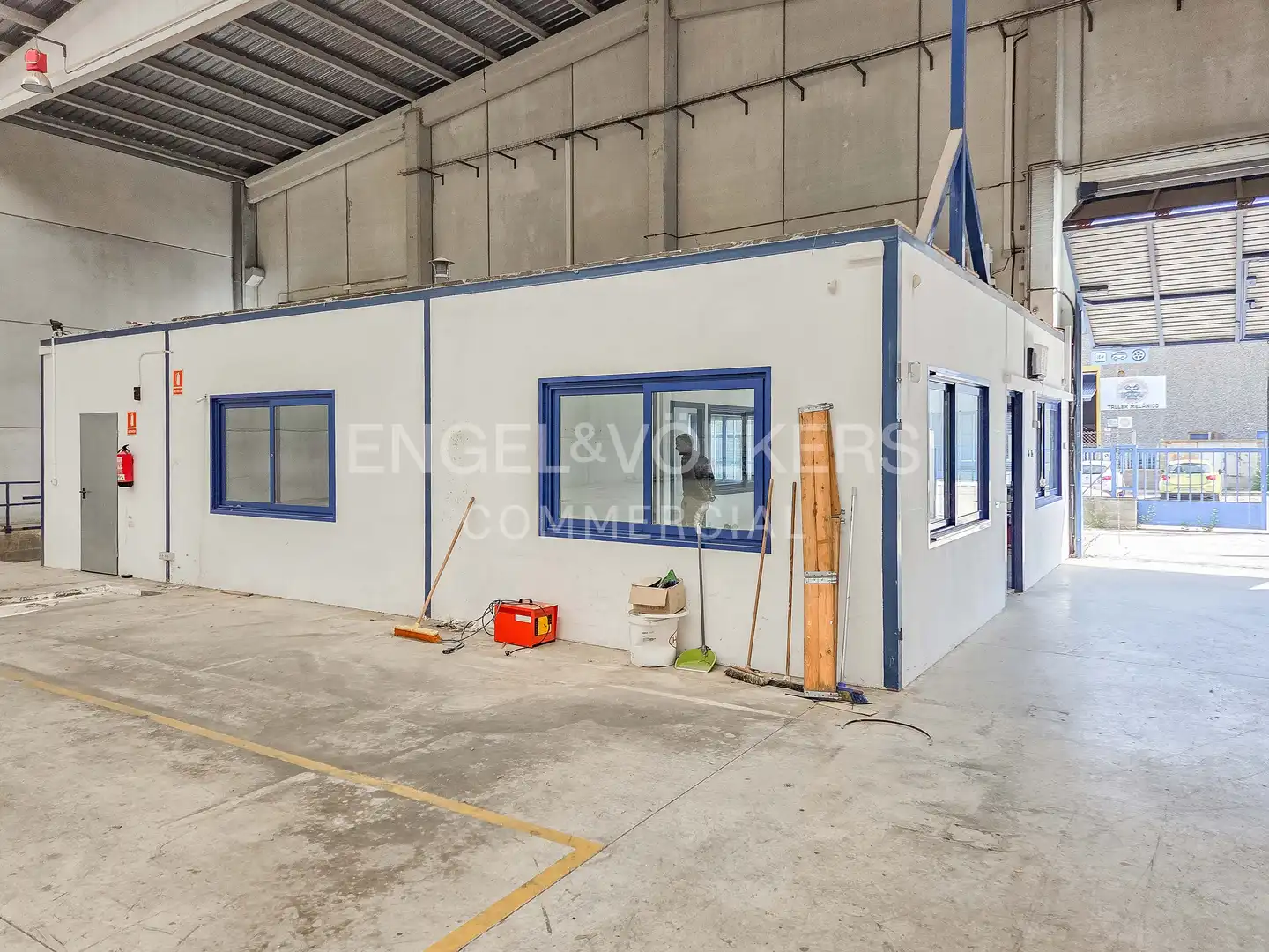 Nau industrial en venda a Els Hostalets de Pierola, imagen 2