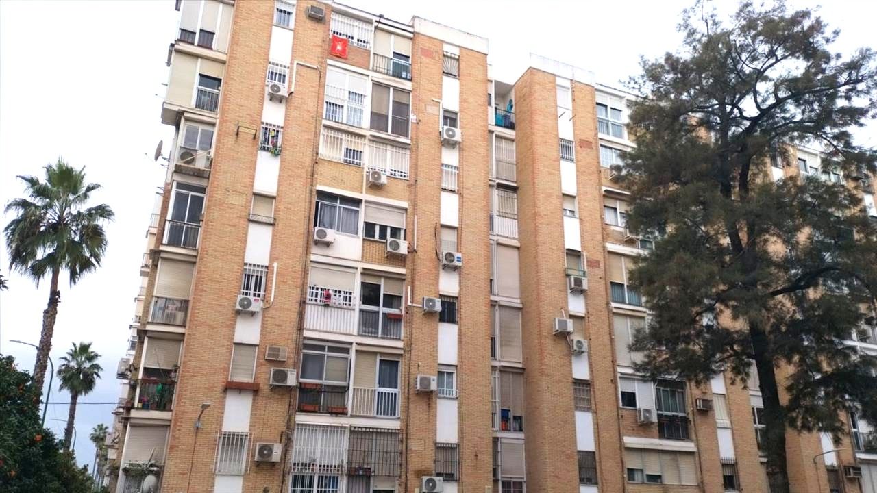 Exterior view of Flat for sale in  Sevilla Capital