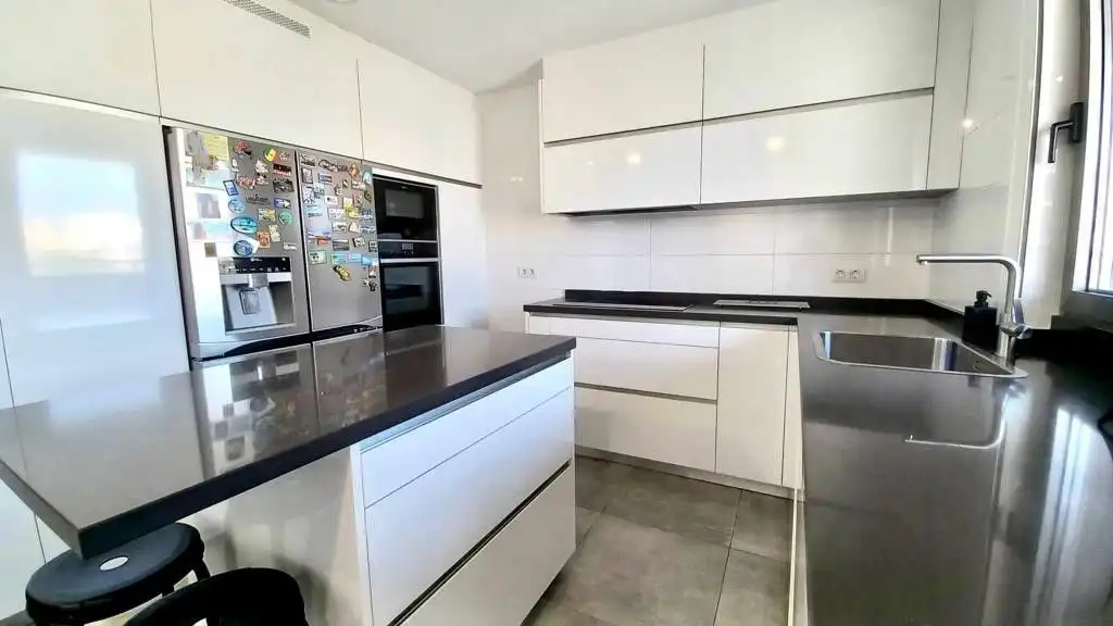 Kitchen of Flat for sale in A Coruña Capital   with Heating, Terrace and Storage room