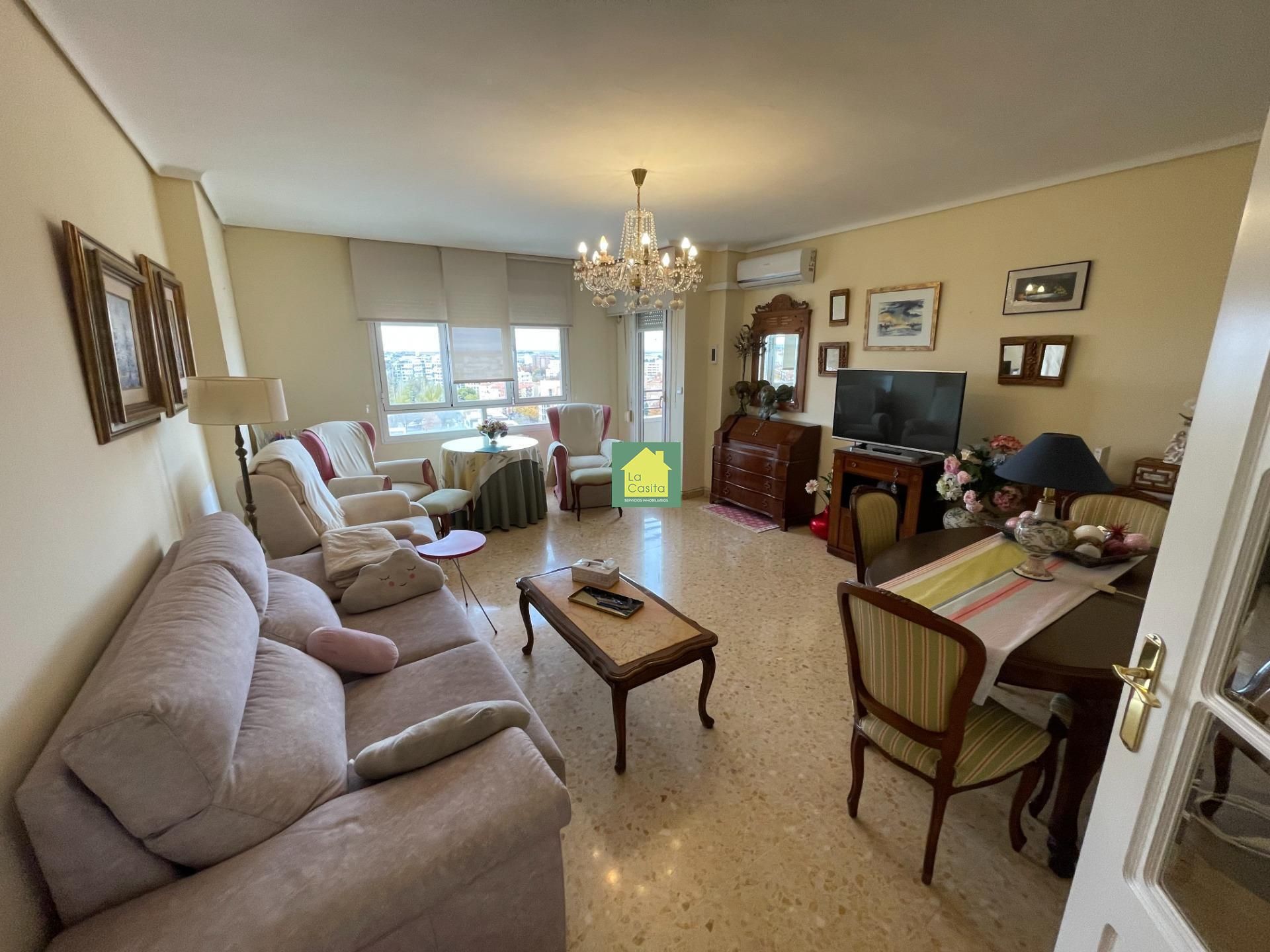 Sala d'estar de Pis en venda en  Albacete Capital amb Aire condicionat i Balcó