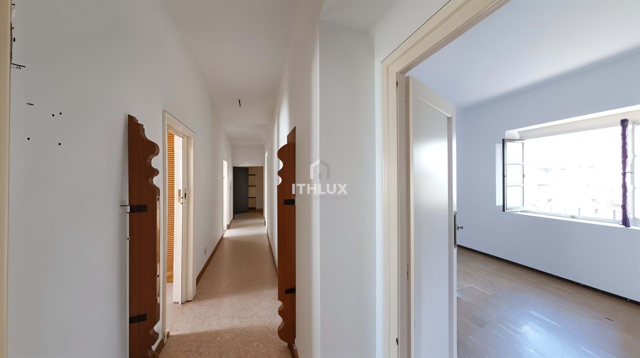 Flat for sale in  Sevilla Capital