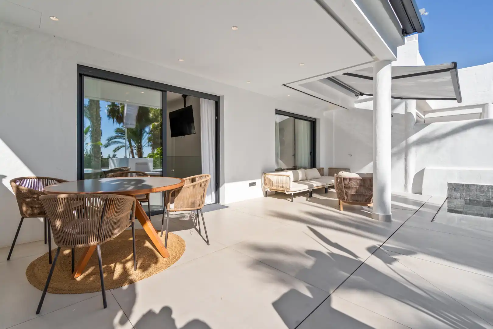 Terrace of Duplexes for sale in Estepona  with Air Conditioner, Terrace and Storage room