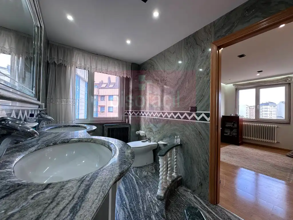 Baño de Piso en venta en Lugo