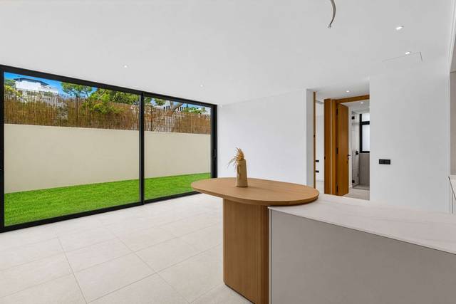 Planta baja en Venta en Son Armadans