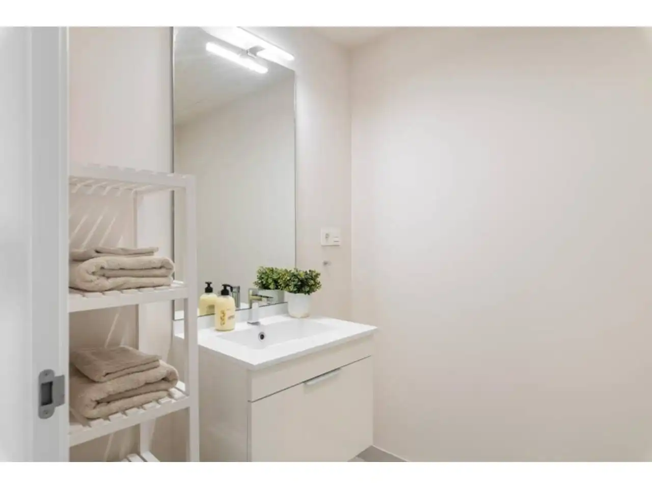 Baño de Ático en venta en Mijas con Aire acondicionado, Terraza y Trastero