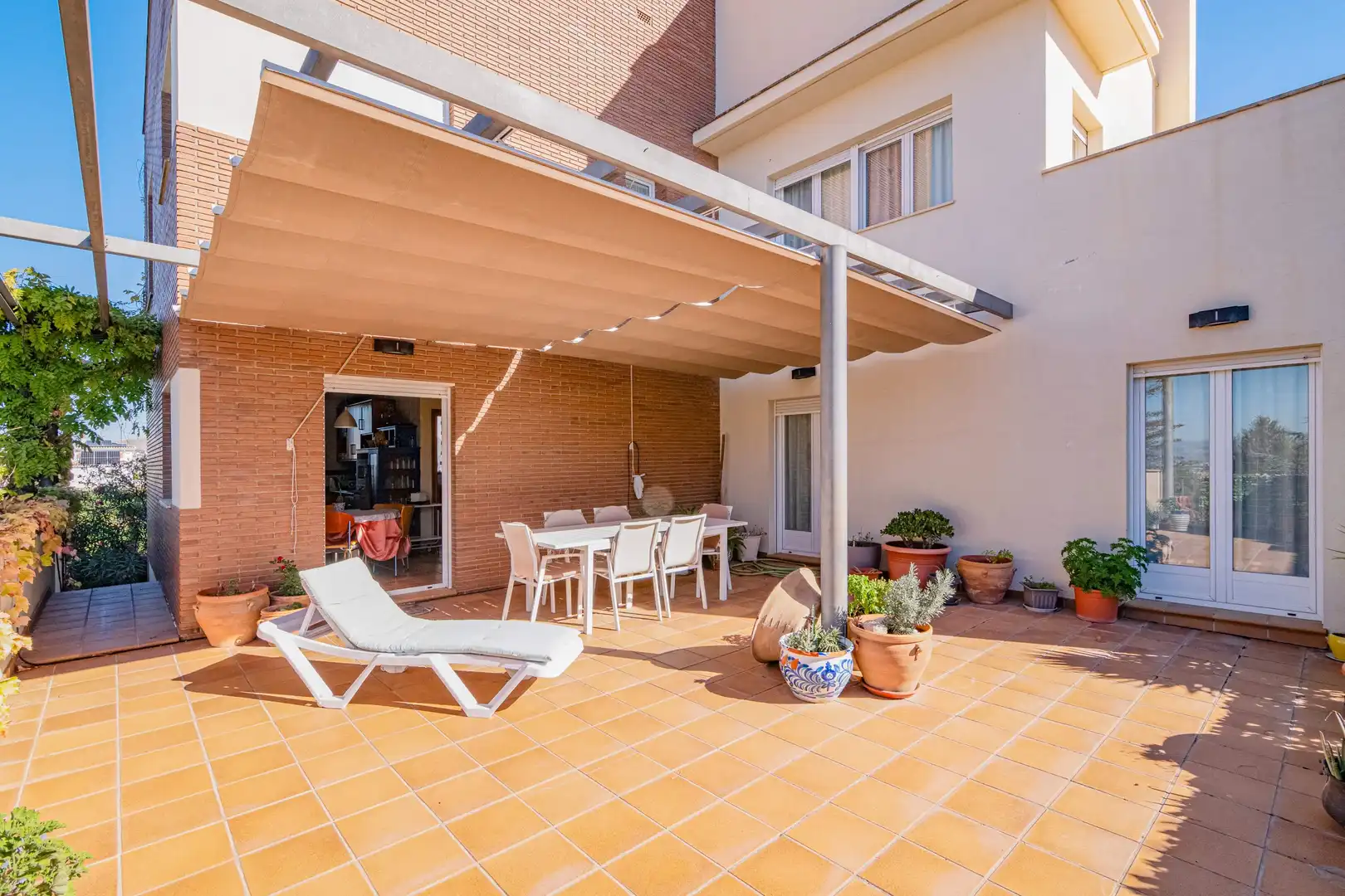 Terrassa de Casa o xalet en venda en La Zubia amb Calefacció i Jardí privat