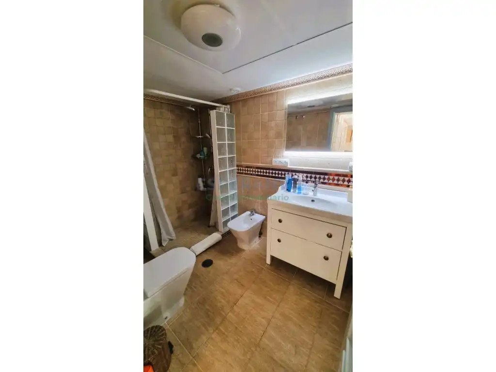 Bathroom of Flat for sale in Marbella