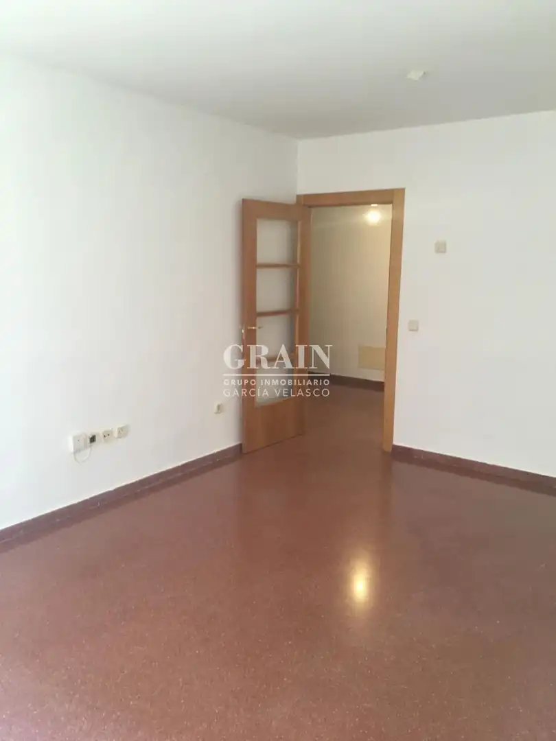 Piso en venta en Albacete con Calefacción