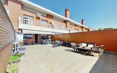 Casa adosada en venda a Centre - Eixample – Can Llobet