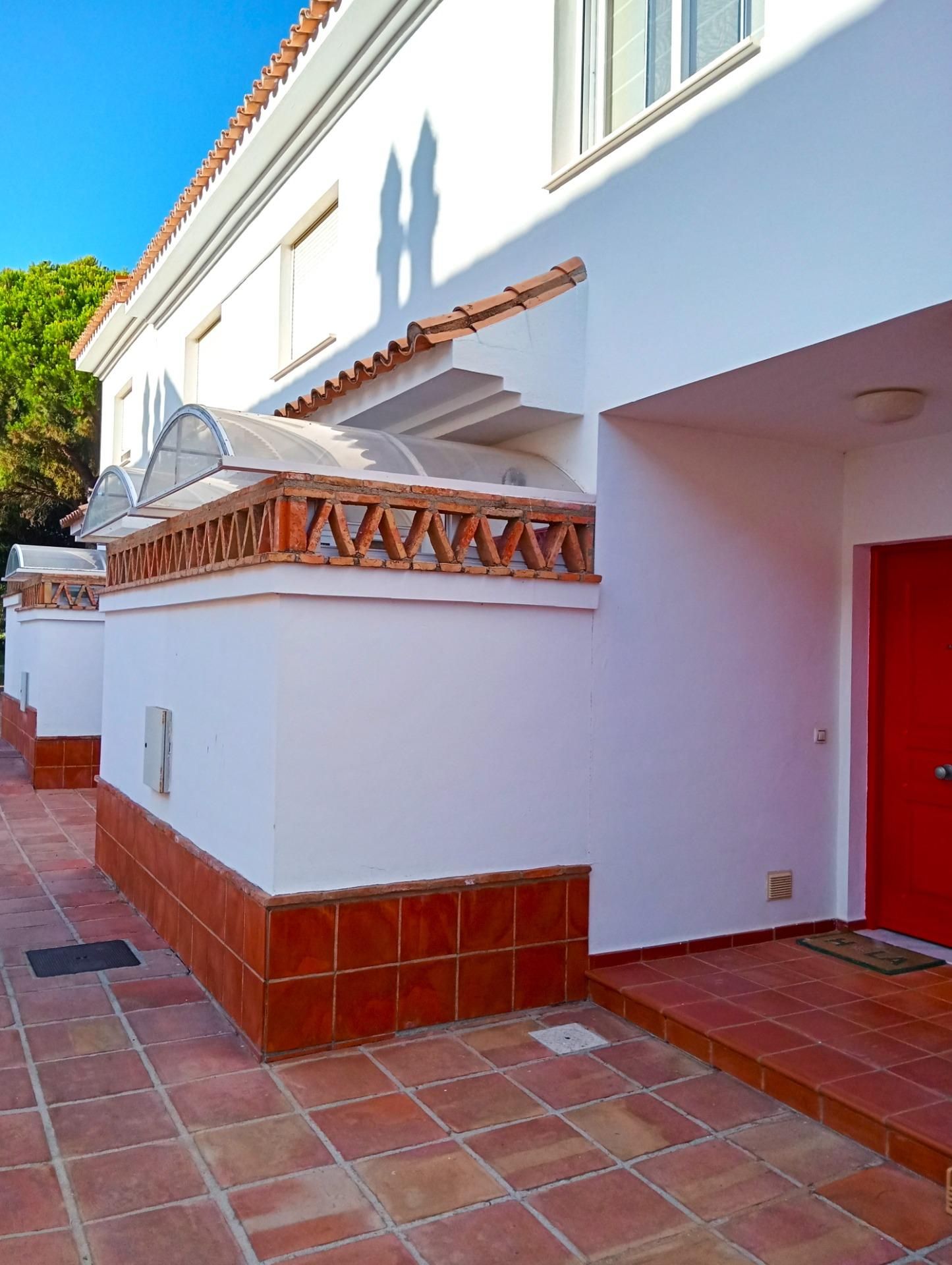 Single-family semi-detached for sale in El Portil  with Air Conditioner, Heating and Private garden