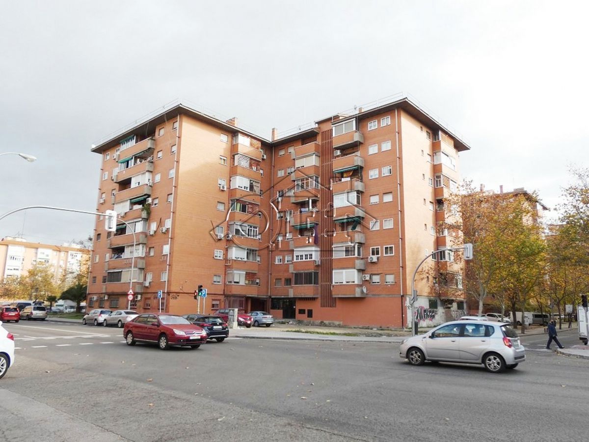 Vista exterior de Pis en venda en  Madrid Capital amb Aire condicionat, Calefacció i Parquet