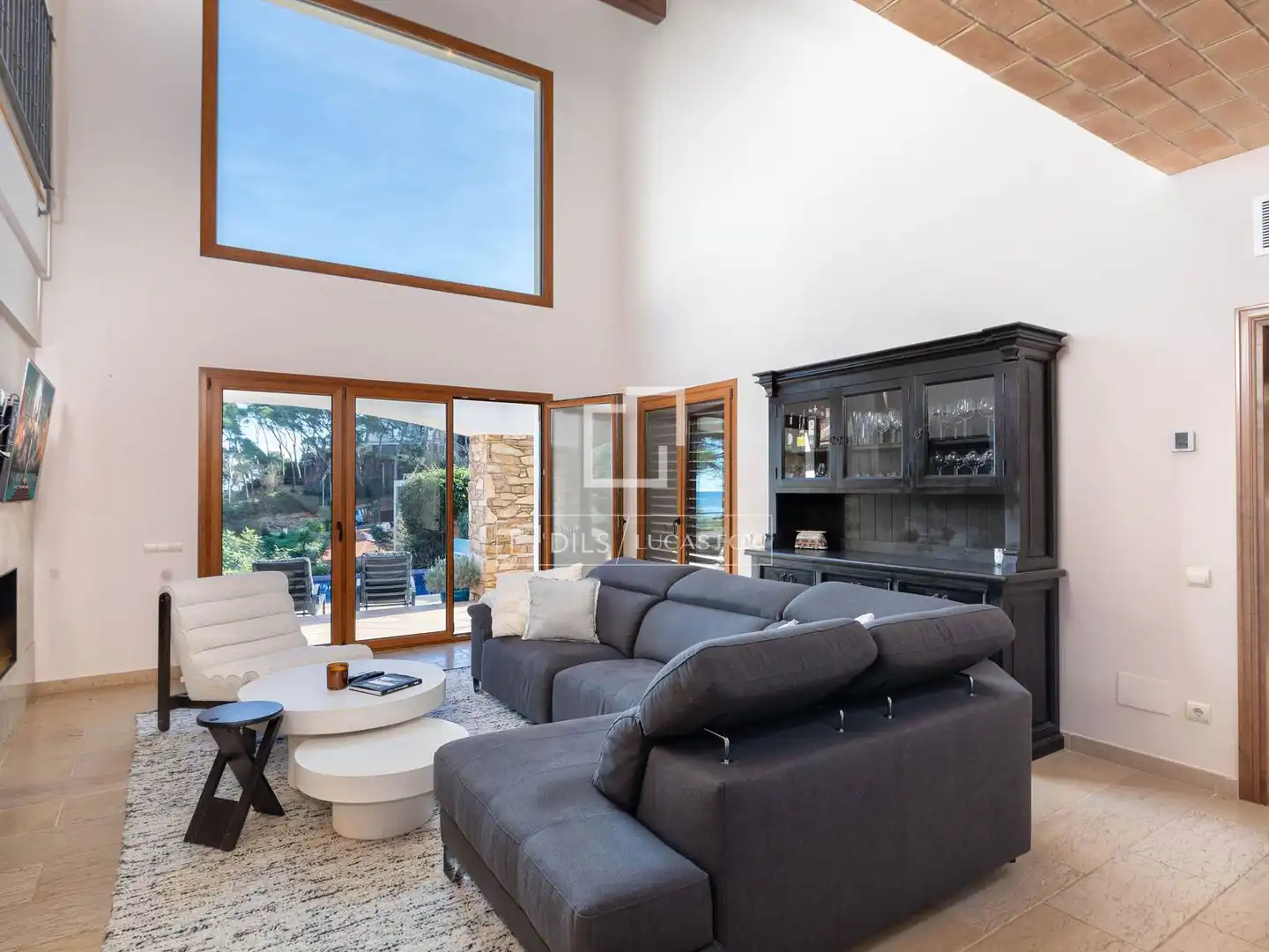 Living room of Houses for sale in Begur  with Air Conditioner, Heating and Private garden
