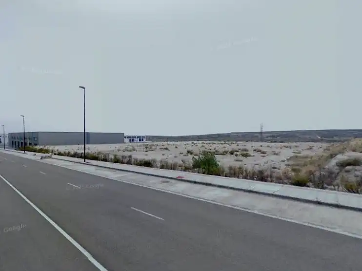 Terreny industrial en venda en Zaragoza