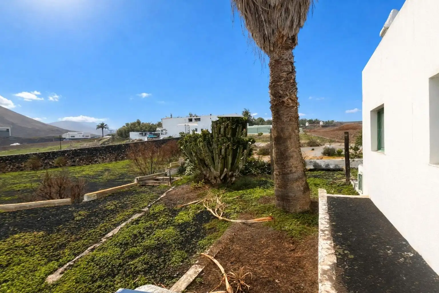 Houses for sale in Yaiza