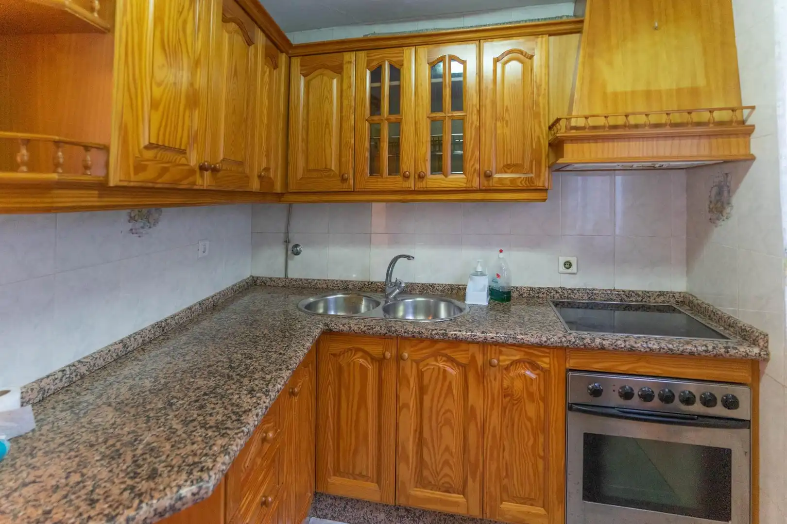 Cuina de Casa adosada en venda en Coín amb Terrassa