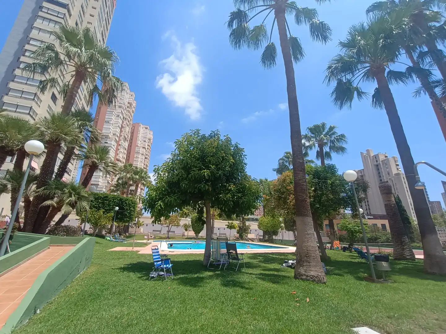 Exterior view of Flat for rent in Juzgados - Plaza de Toros