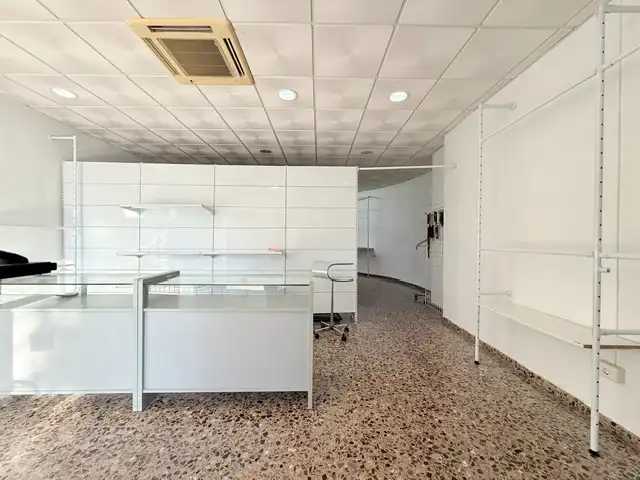 Gewerbefläche zur Miete in Carrer del Riu Adra 34, imagen 15