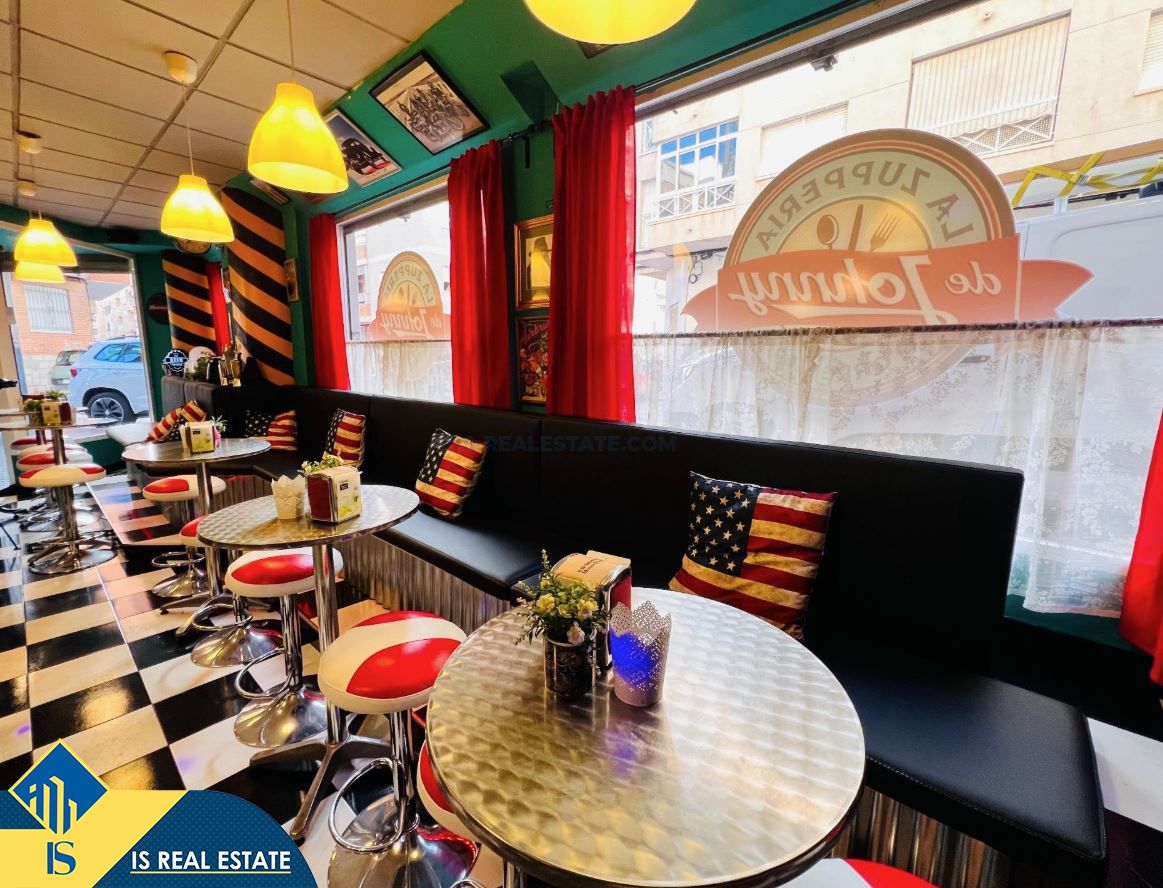 Edificio en venta en Torrevieja