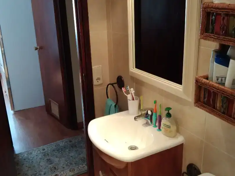 Bany de Pis en venda en Ezcaray amb Piscina i Balcó
