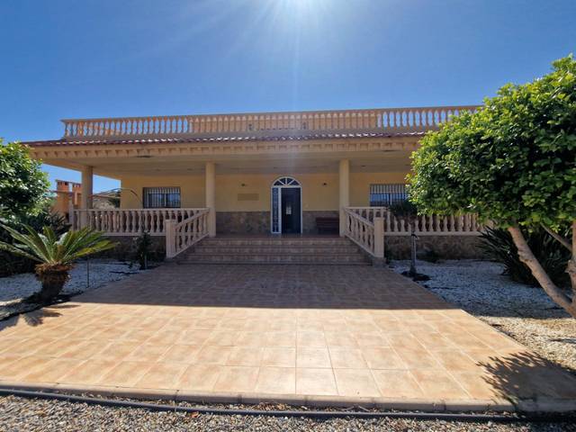 Casa-chalet en Venta en Tébar - Los Arejos