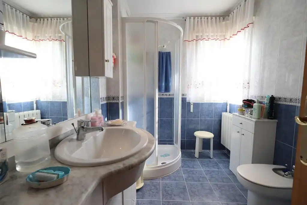 Detached house with pool for sale in Calle LOS PIRINEOS, imagen 14