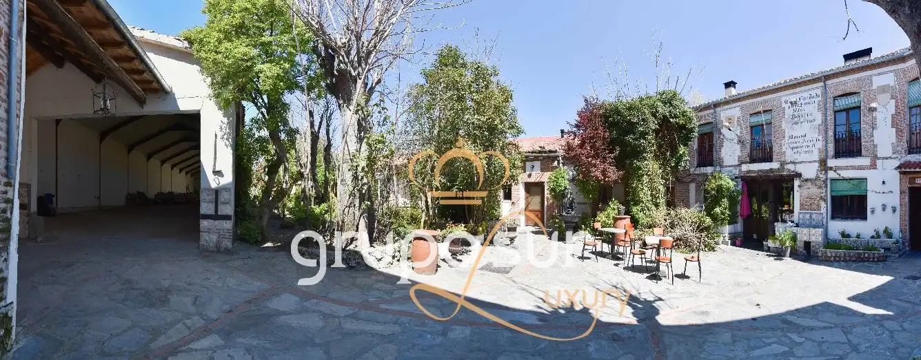 Garden of Country homes for sale in Olmedo  with Heating, Private garden and Parquet flooring