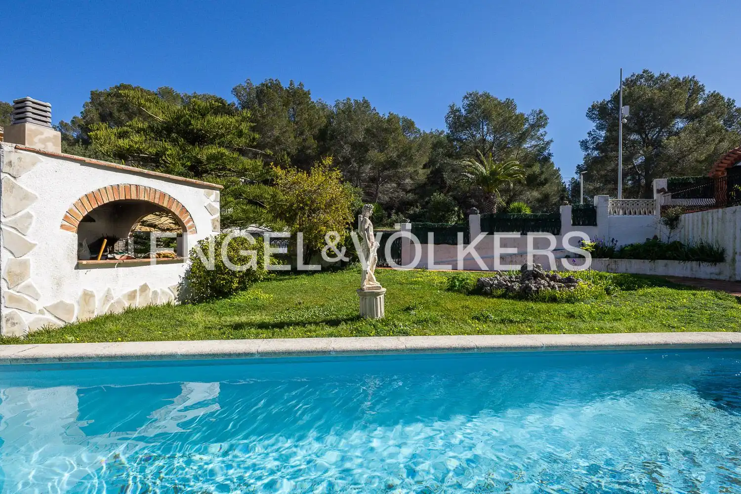 Vista exterior de Casa o chalet en venta en La Font d'en Carròs con Aire acondicionado, Calefacción y Jardín privado
