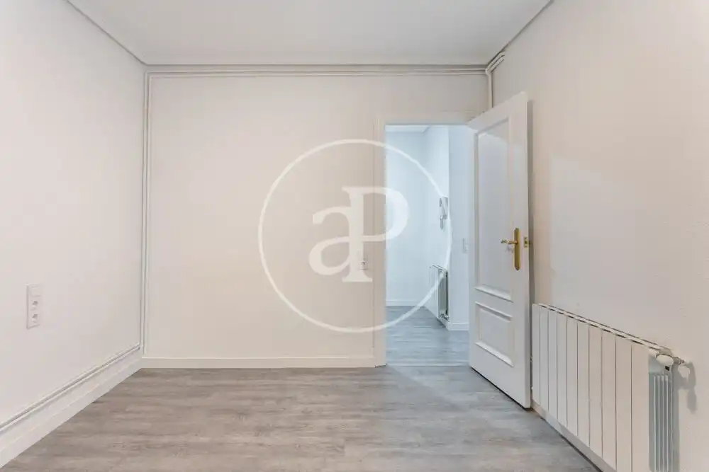 Piso de alquiler en Valencia con Aire acondicionado, Calefacción y Balcón