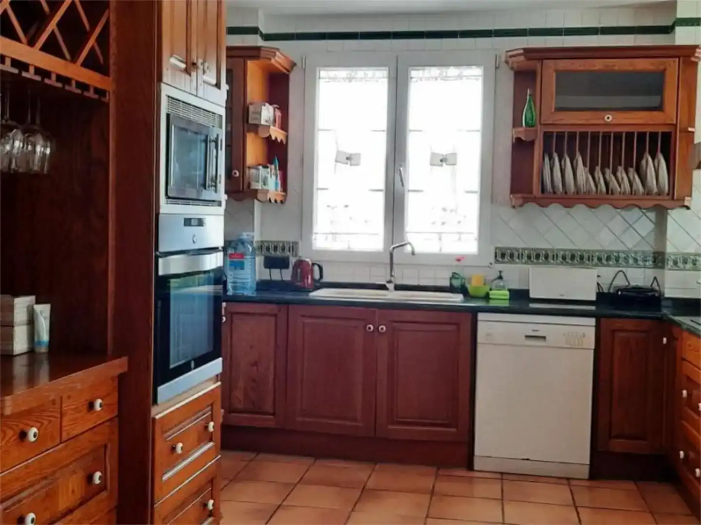 Cuina de Casa o xalet de lloguer en Castellón de la Plana / Castelló de la Plana amb Aire condicionat, Jardí privat i Parquet