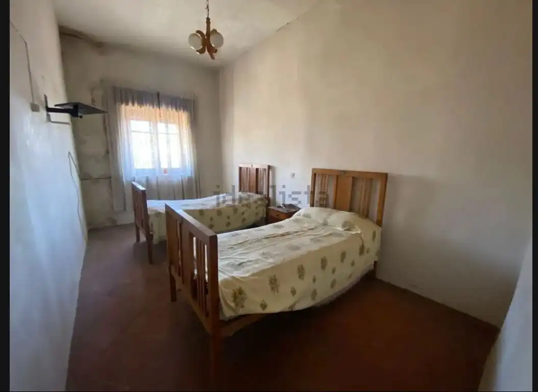 Habitación de Casa o chalet en venta en Palenzuela con Jardín privado, Amueblado y Alarma