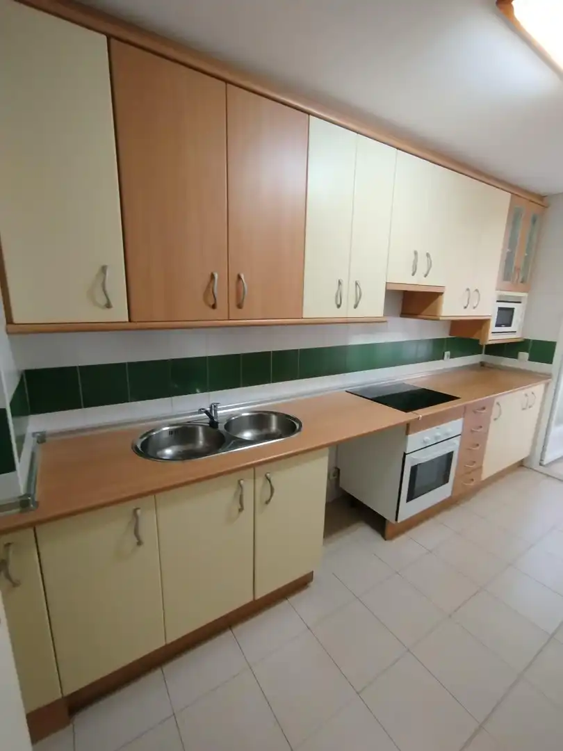 Flat with lift for sale in Oeste, imagen 6