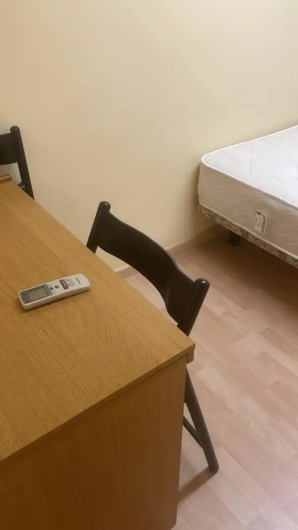 Habitación de Piso de alquiler en Alicante / Alacant con Aire acondicionado, Amueblado y Balcón