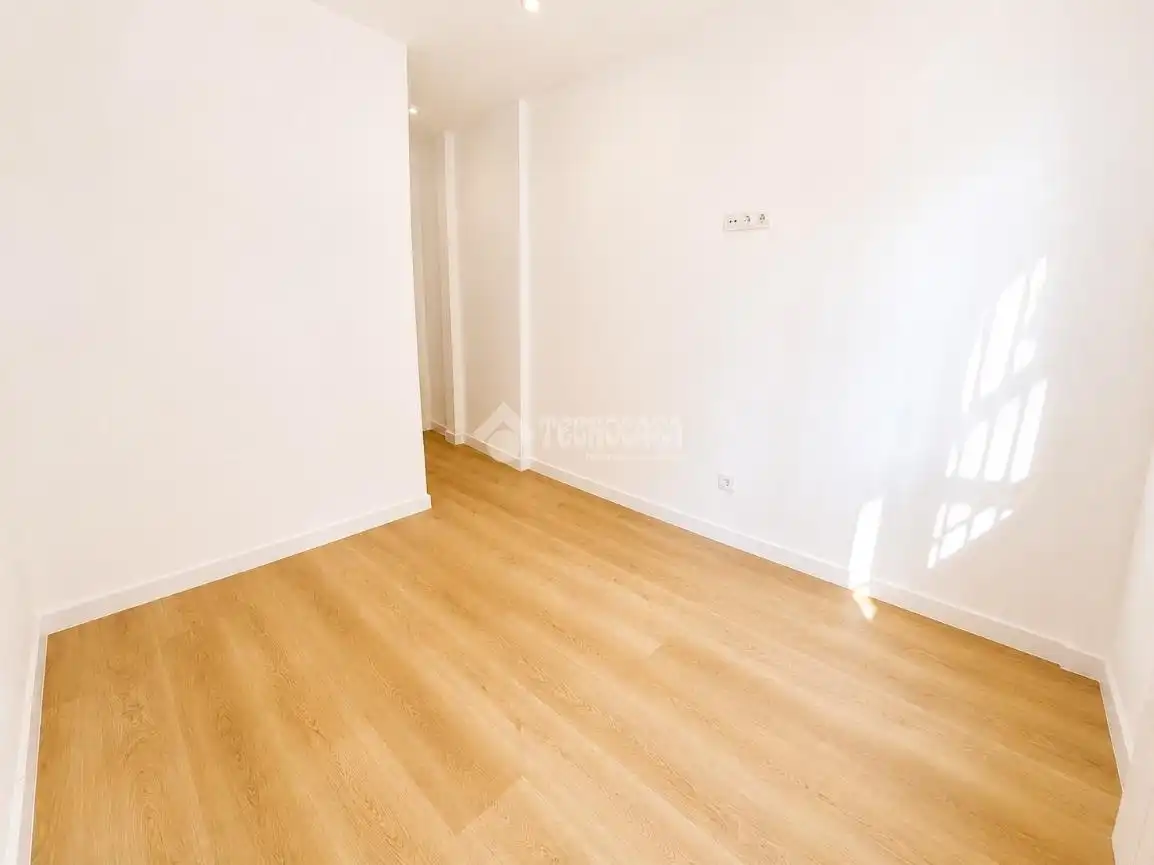 Bedroom of Flat for sale in Madrid  with Heating
