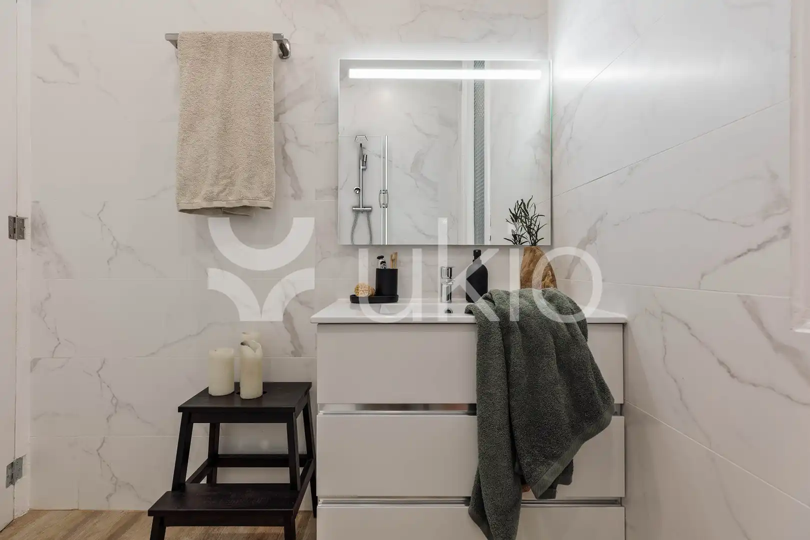 Appartement compact avec terrasse à louer à Gran Via de les Corts Catalanes, imagen 22