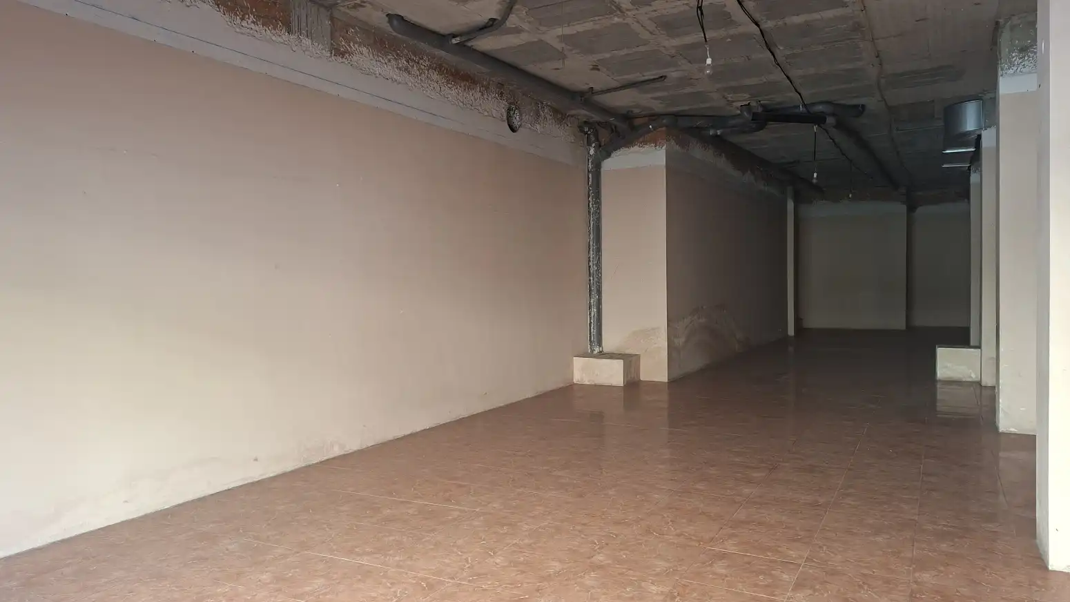 Local comercial en venda a Llevant, imagen 3