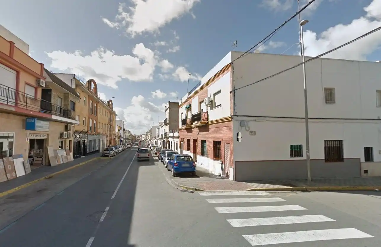 Vista exterior de Pis en venda en Coria del Río