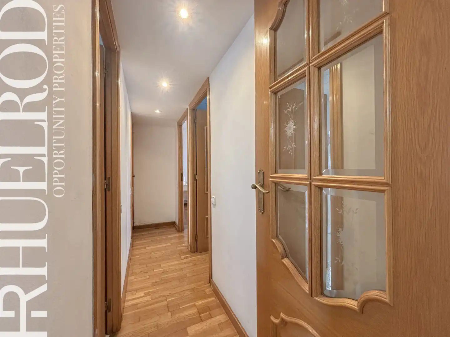 Piso en venta en Santa Coloma de Gramenet con Calefacción, Parquet y Amueblado